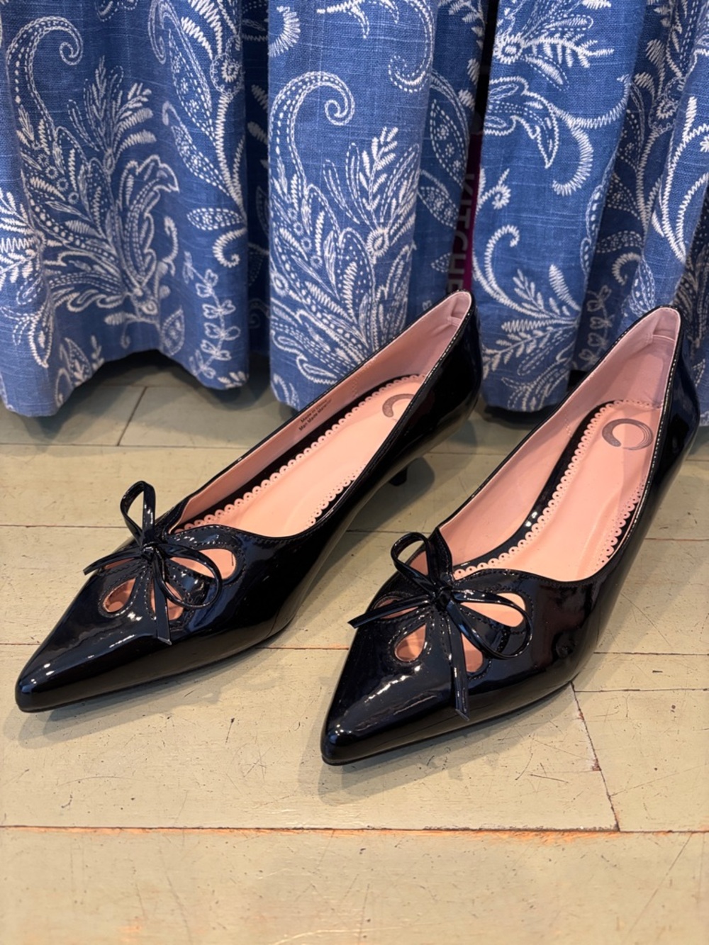 Journee Collection Lutana Kitten Heel Pumps